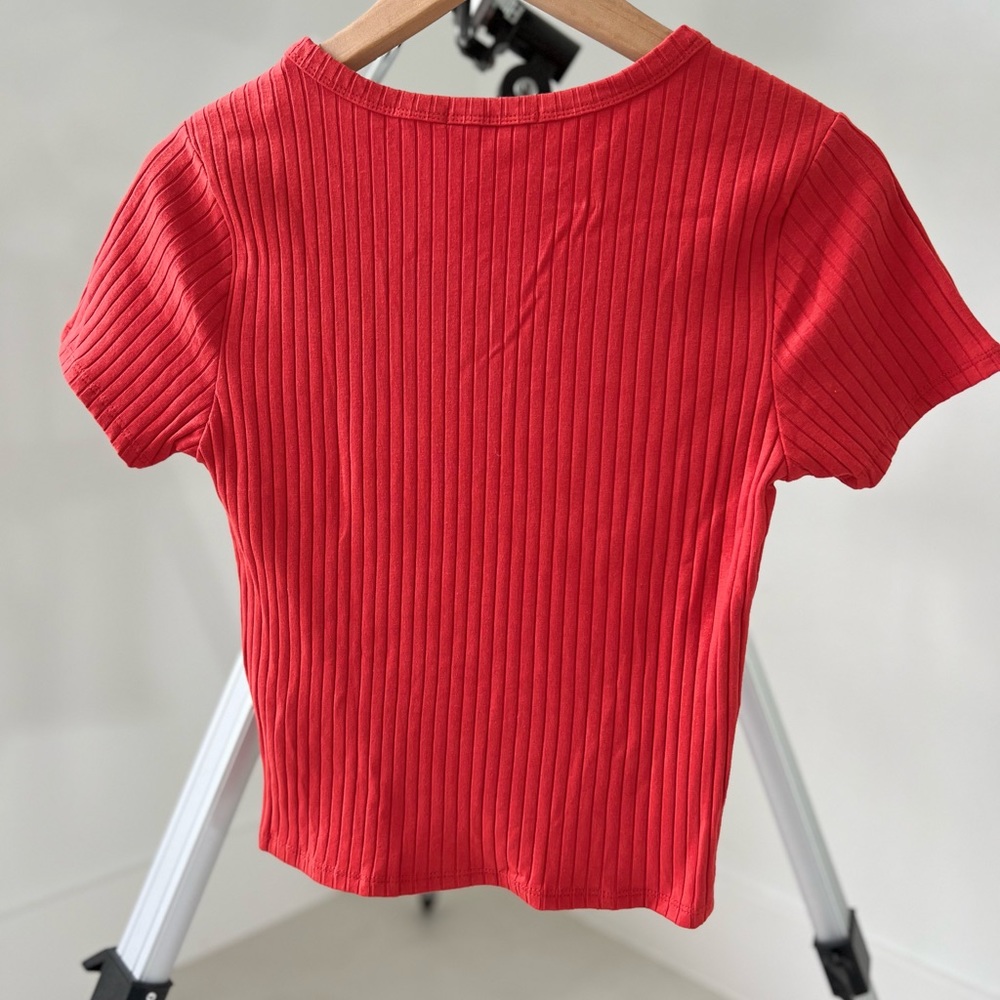 Cropped Rib Tee - Picture 4 of 4
